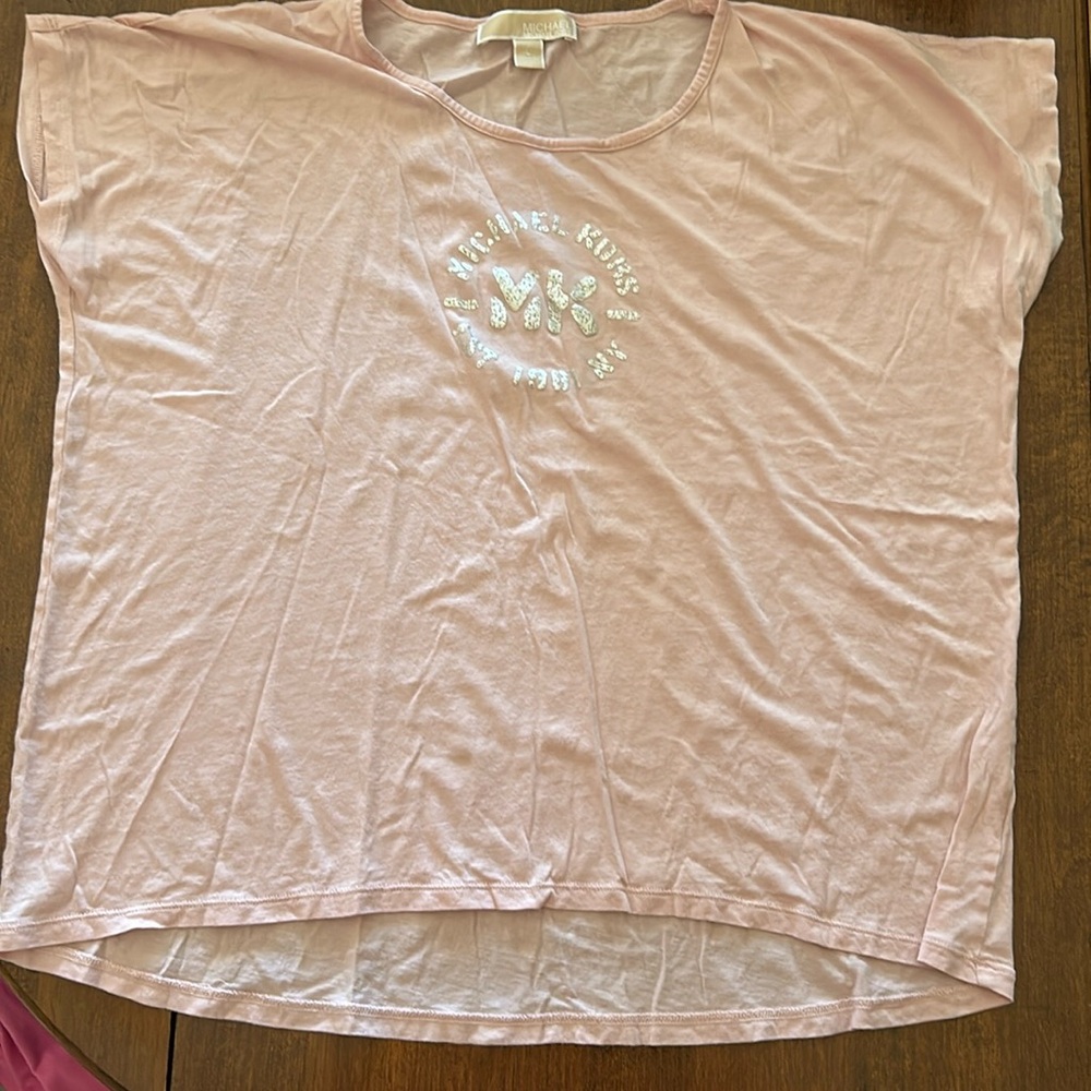 Cute shirt G
